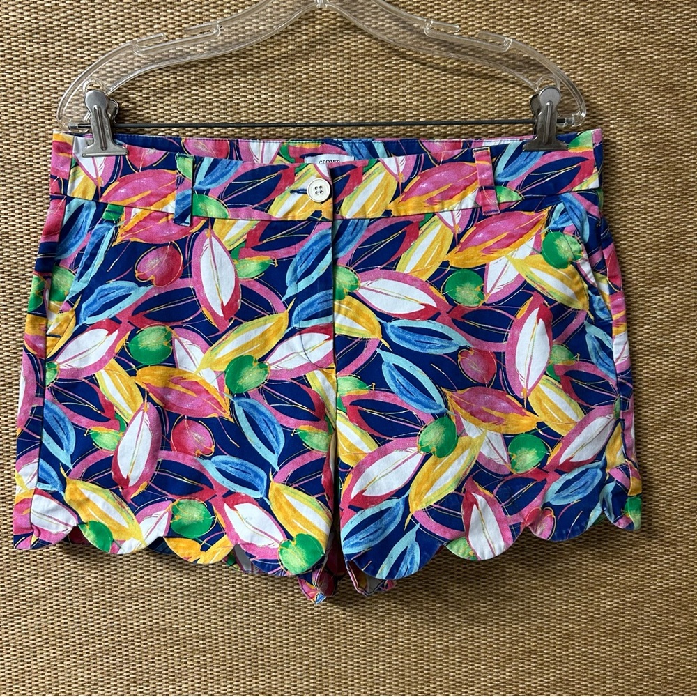 Crown & Ivy Shelby Shorts Womens 12 Multicolor Scalloped Hem
